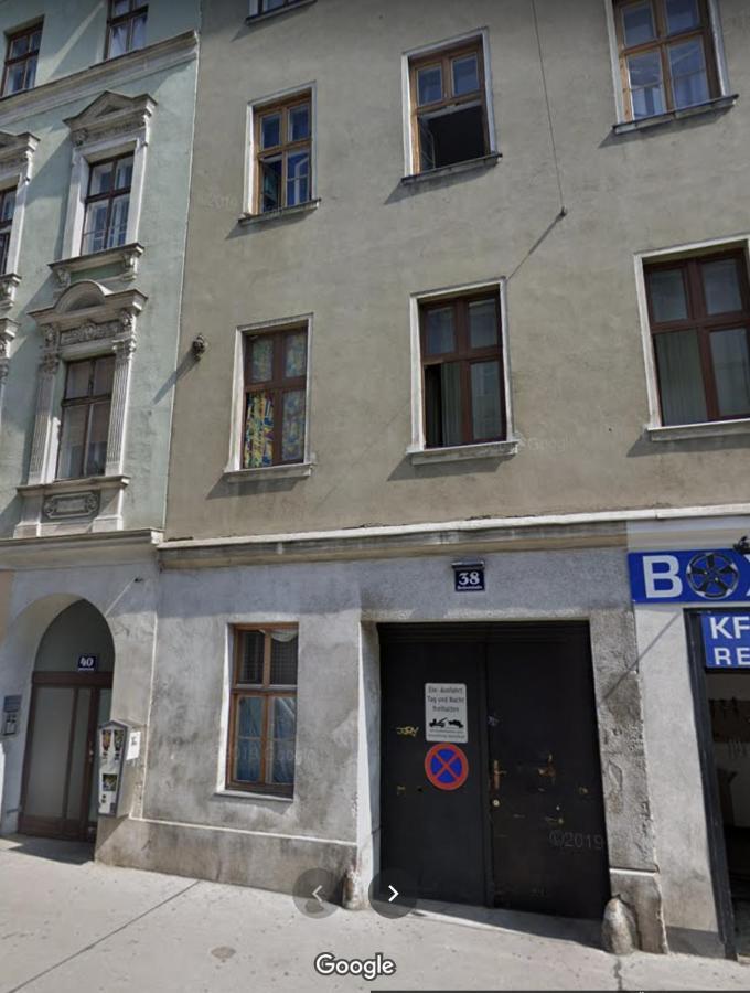 Comfy 2Br- Apartment Near Wiener Stadthalle Exteriör bild
