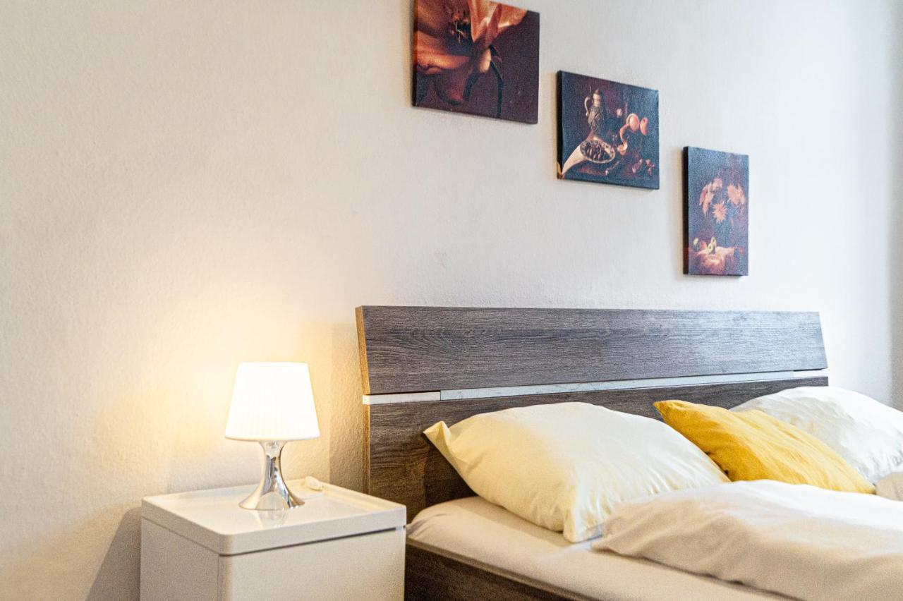 Comfy 2Br- Apartment Near Wiener Stadthalle Exteriör bild