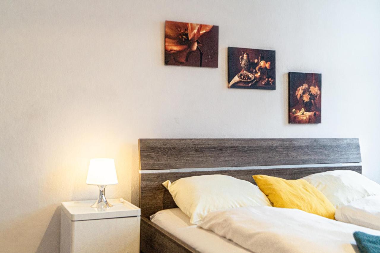 Comfy 2Br- Apartment Near Wiener Stadthalle Exteriör bild